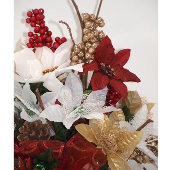 Holiday Vintage Santa Boot Floral Arrangement Centerpiece, Poinsettia Flowers - Picture 7 of 10